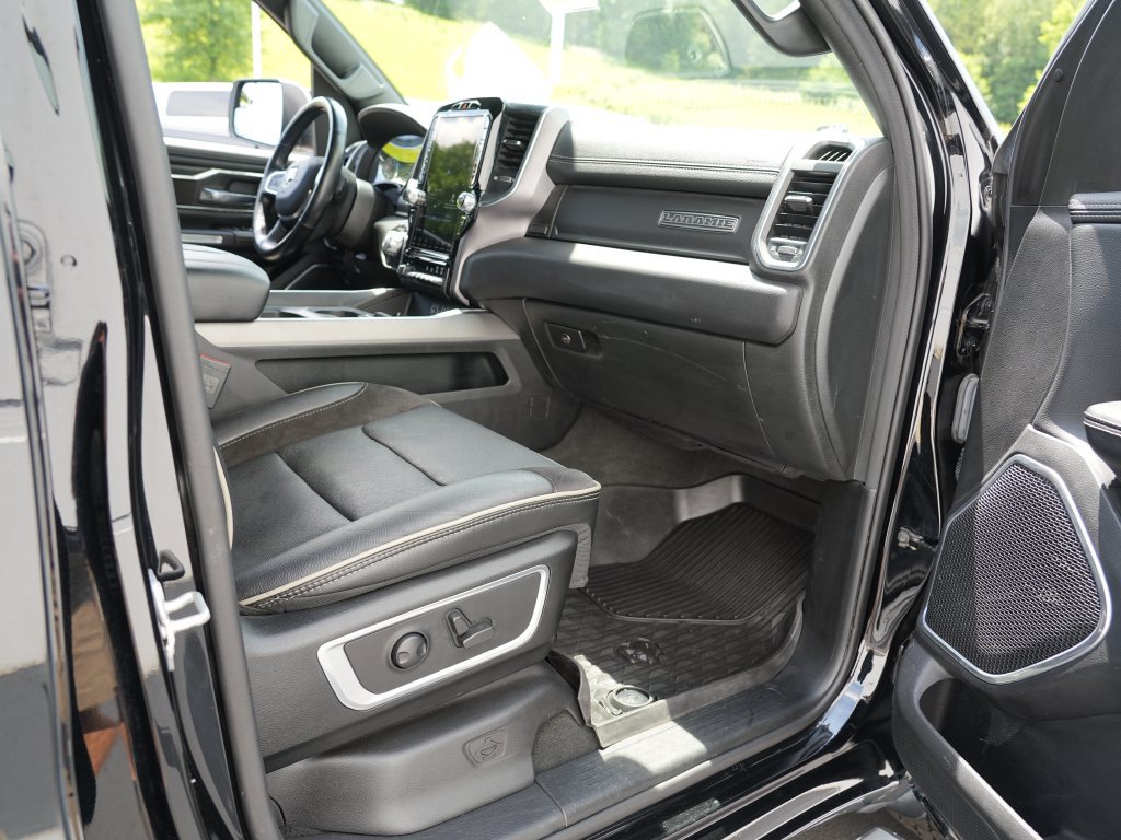 Used 2023 RAM 1500 Laramie AWD/4WD image 29