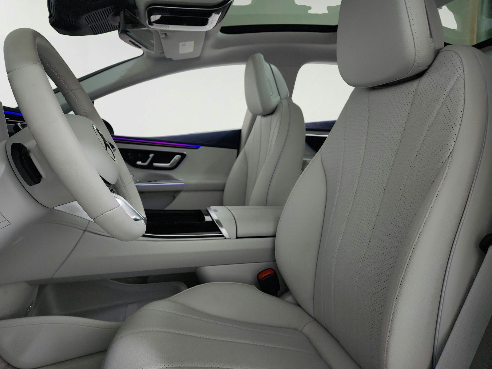 Certified 2023 Mercedes-Benz EQE 350+ Sedan w/ Pinnacle Trim Package image 17
