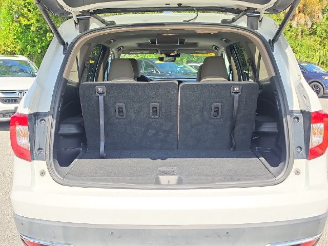 Used 2020 Honda Pilot Touring image 6