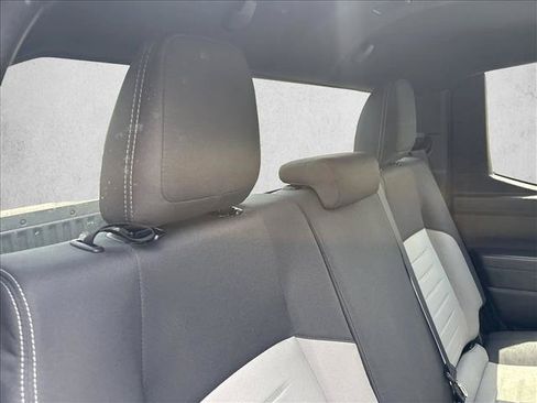 Certified 2025 Toyota Tacoma TRD Off-Road AWD/4WD image 25