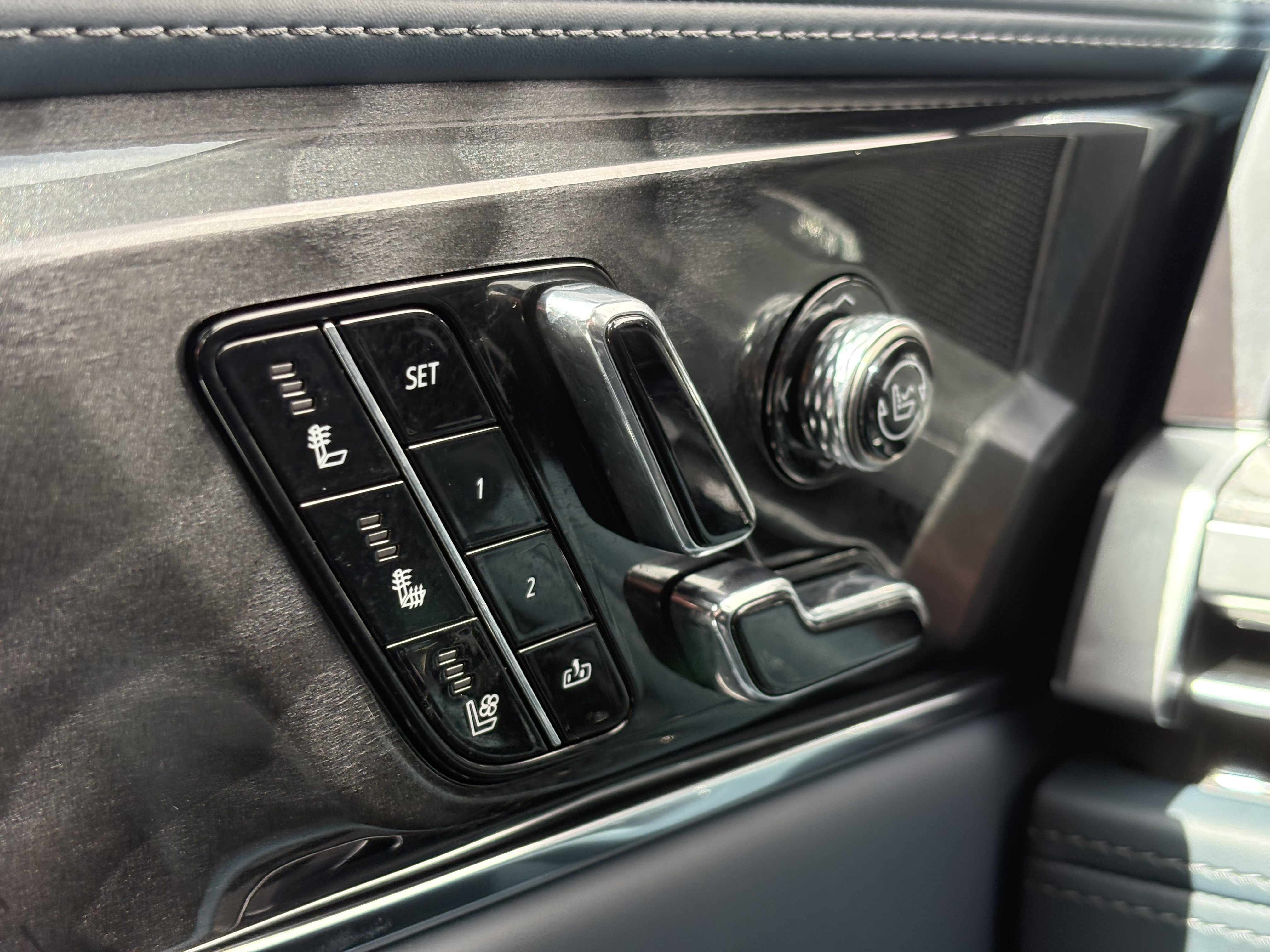 Certified 2026 Cadillac Escalade IQ Sport 2 AWD/4WD image 34