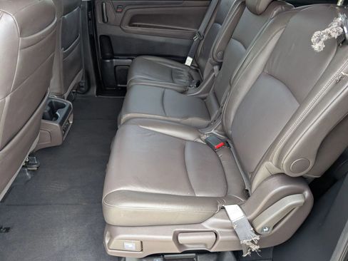 Used 2018 Honda Odyssey EX-L image 32