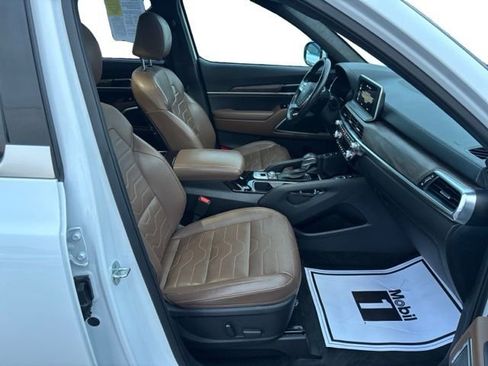 Used 2022 Kia Telluride SX w/ SX Prestige Package image 11