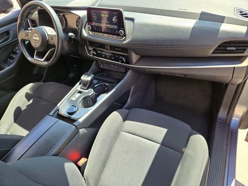 Used 2024 Nissan Rogue S AWD/4WD image 20