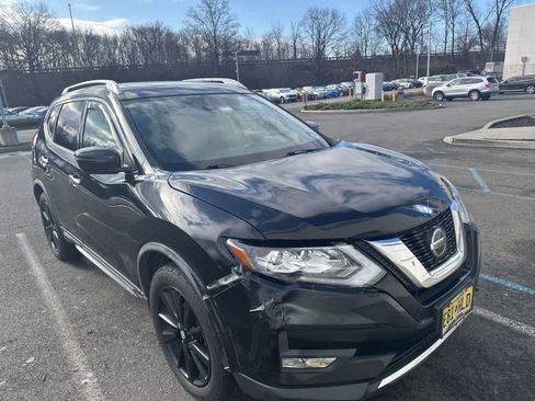 Used 2018 Nissan Rogue SL w/ Premium Package image 8