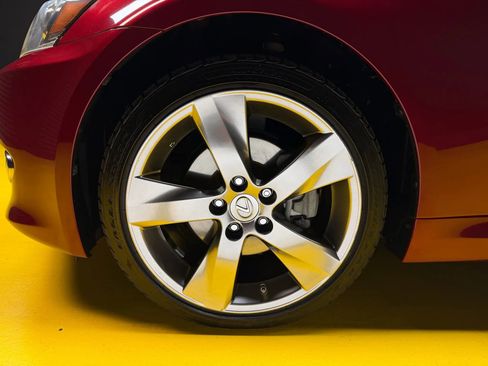 Used 2011 Lexus IS 250C image 10