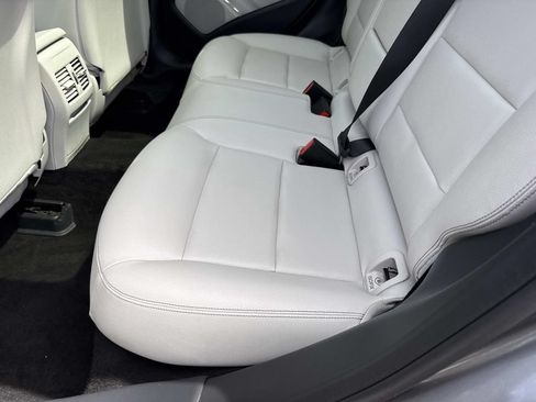 Used 2020 Mercedes-Benz GLA 250 4MATIC image 16