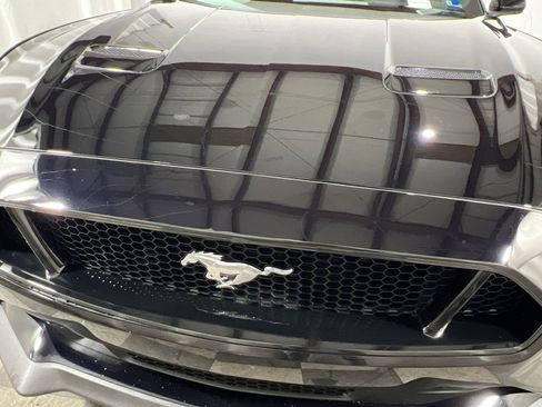 Used 2018 Ford Mustang GT w/ GT Performance Package image 13