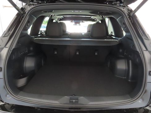 New 2026 Subaru Forester Premium AWD/4WD image 23