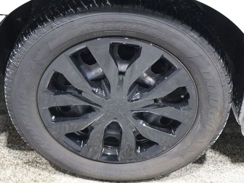 Used 2012 Chrysler 200 LX image 19