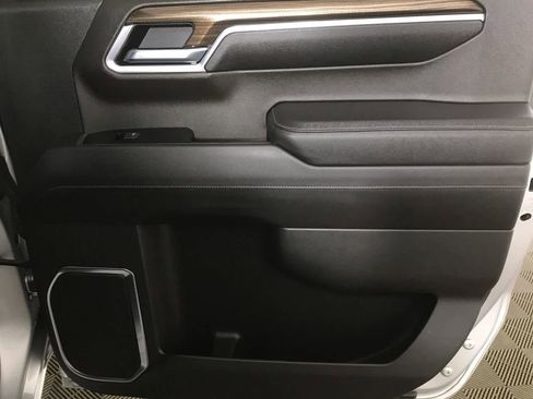 Used 2022 Chevrolet Silverado 1500 LT image 15