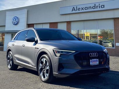 Used 2022 Audi e-tron Premium w/ Convenience Plus Package