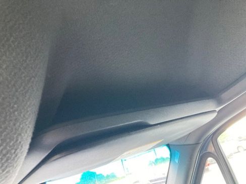 Used 2019 Mercedes-Benz Sprinter 144 image 32