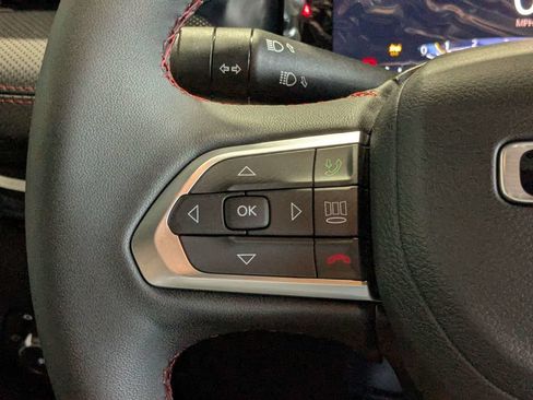 New 2026 Jeep Compass Trailhawk w/ Sun, Sound & Navigation Group AWD/4WD image 27