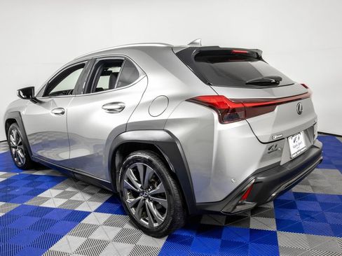 Used 2019 Lexus UX 200 F Sport w/ F Sport Premium Package FWD image 8