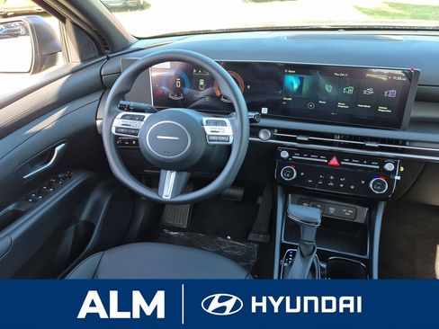 New 2025 Hyundai Santa Cruz SEL image 23