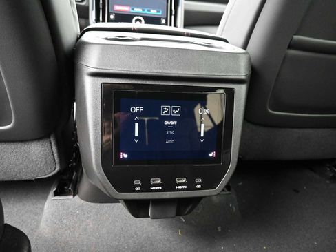 New 2026 GMC Yukon XL AT4 Ultimate image 14