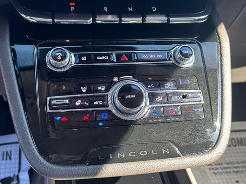 Used 2020 Lincoln Corsair AWD w/ Equipment Group 101A image 45