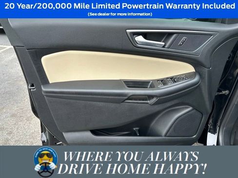 New 2024 Ford Edge SE image 9