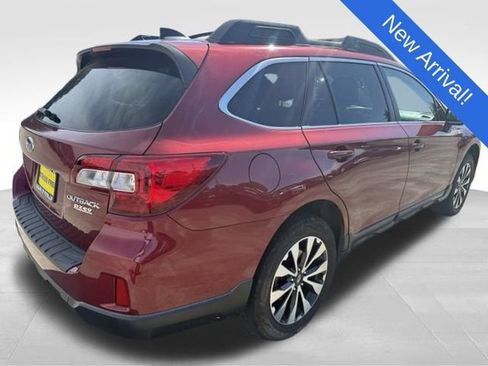 Used 2016 Subaru Outback 2.5i Limited AWD/4WD image 7