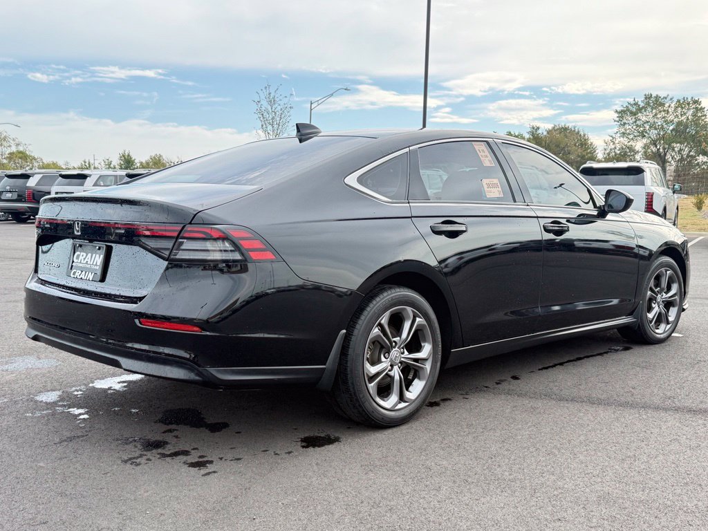Used 2023 Honda Accord EX image 5