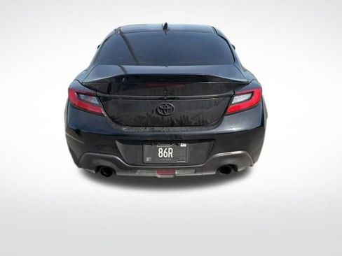 Used 2024 Toyota GR86 Premium image 7