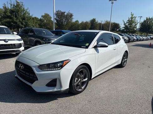 Used 2020 Hyundai Veloster 2.0 image 7