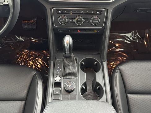 Used 2019 Volkswagen Atlas SE w/ Towing Package image 20