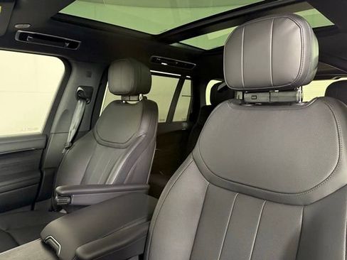 New 2026 Land Rover Range Rover Long Wheelbase SE AWD/4WD image 6