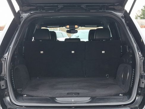 Used 2017 Jeep Grand Cherokee Altitude image 28