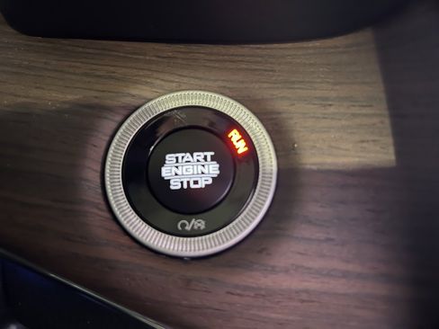 New 2025 Jeep Grand Cherokee Summit image 33