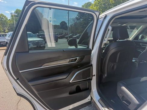Used 2020 Kia Telluride SX FWD image 18