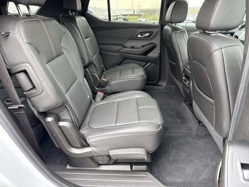 Used 2023 Chevrolet Traverse RS w/ LPO, Floor Liner Package AWD/4WD image 21