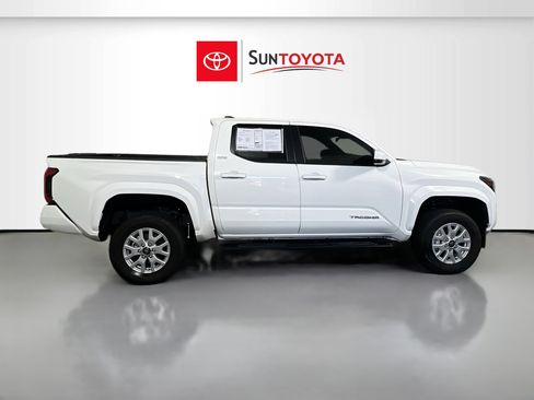 Used 2024 Toyota Tacoma SR5 image 2