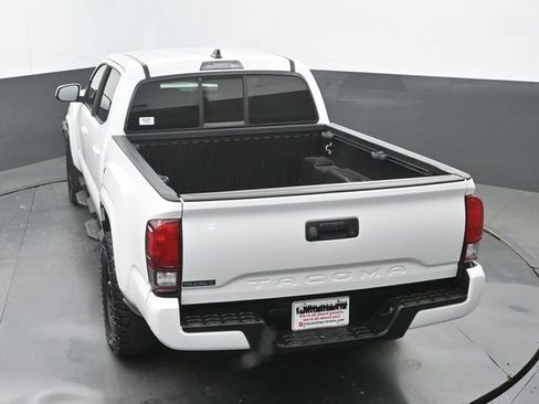 Used 2022 Toyota Tacoma SR w/ SR Convenience Package image 30