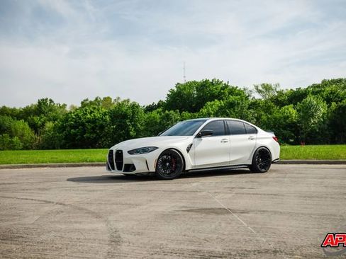 Used 2021 BMW M3 MANUAL w/ M Carbon Exterior Package image 44