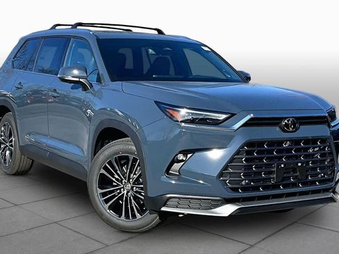 New 2026 Toyota Grand Highlander AWD Hybrid image 2
