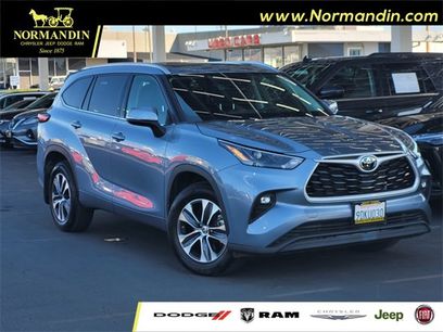 Used 2022 Toyota Highlander XLE