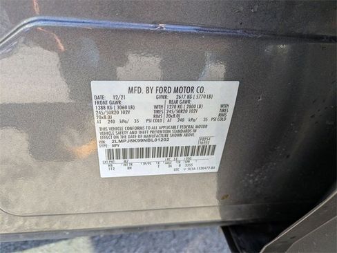 Used 2022 Lincoln Nautilus Reserve w/ Monochromatic Package image 27