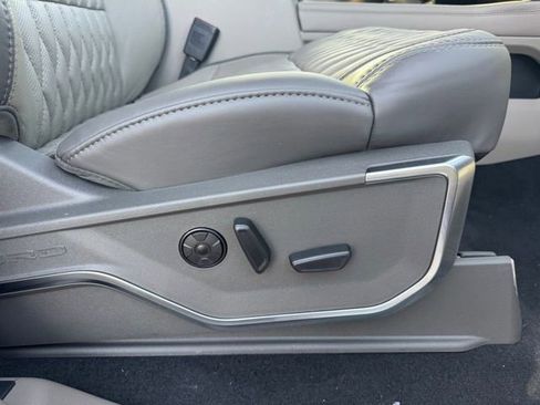 New 2026 Ford F250 Platinum w/ Platinum Plus Package image 27