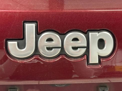 Used 2016 Jeep Grand Cherokee Summit w/ Platinum Series Group AWD/4WD image 14