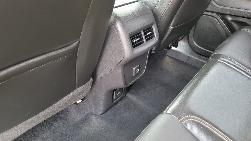 Used 2021 GMC Terrain SLT AWD/4WD image 26