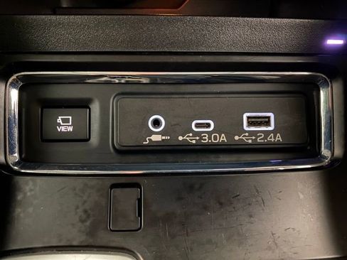 Used 2023 Subaru Ascent Limited w/ Technology Package AWD/4WD image 24