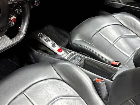 Used 2018 Ferrari 488 Spider RWD image 15
