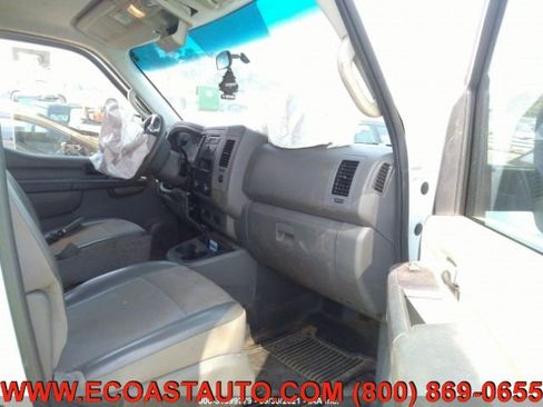 Used 2015 Nissan NV 2500 S w/ Power Package image 8