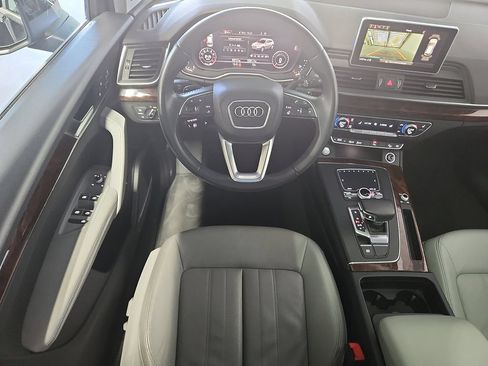 Used 2018 Audi Q5 Prestige AWD/4WD image 12
