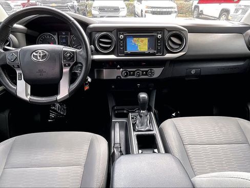 Used 2017 Toyota Tacoma SR5 w/ Tow Package image 15