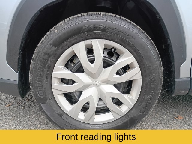 Used 2025 Toyota Corolla Cross L AWD/4WD image 20
