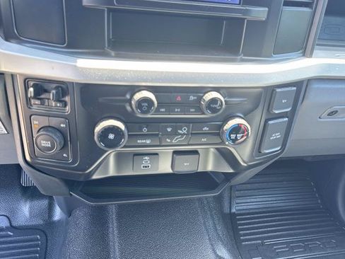 New 2026 Ford F550 4x4 Crew Cab image 34