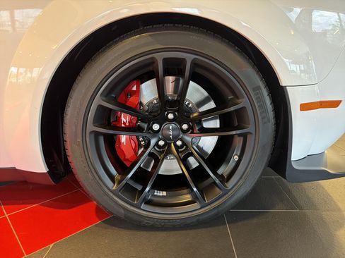 Used 2021 Dodge Challenger SRT Hellcat Redeye RWD image 13